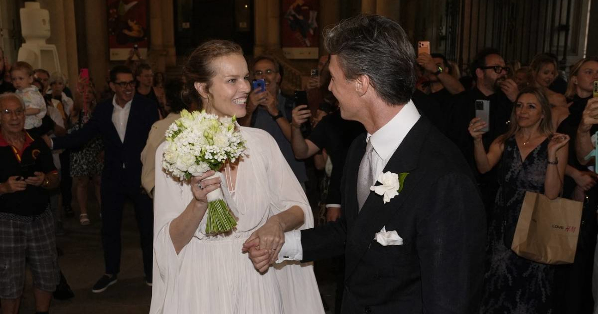 Eva Herzigova (53) udala se nakon 25 godina veze, osvanule fotke s vjenčanja