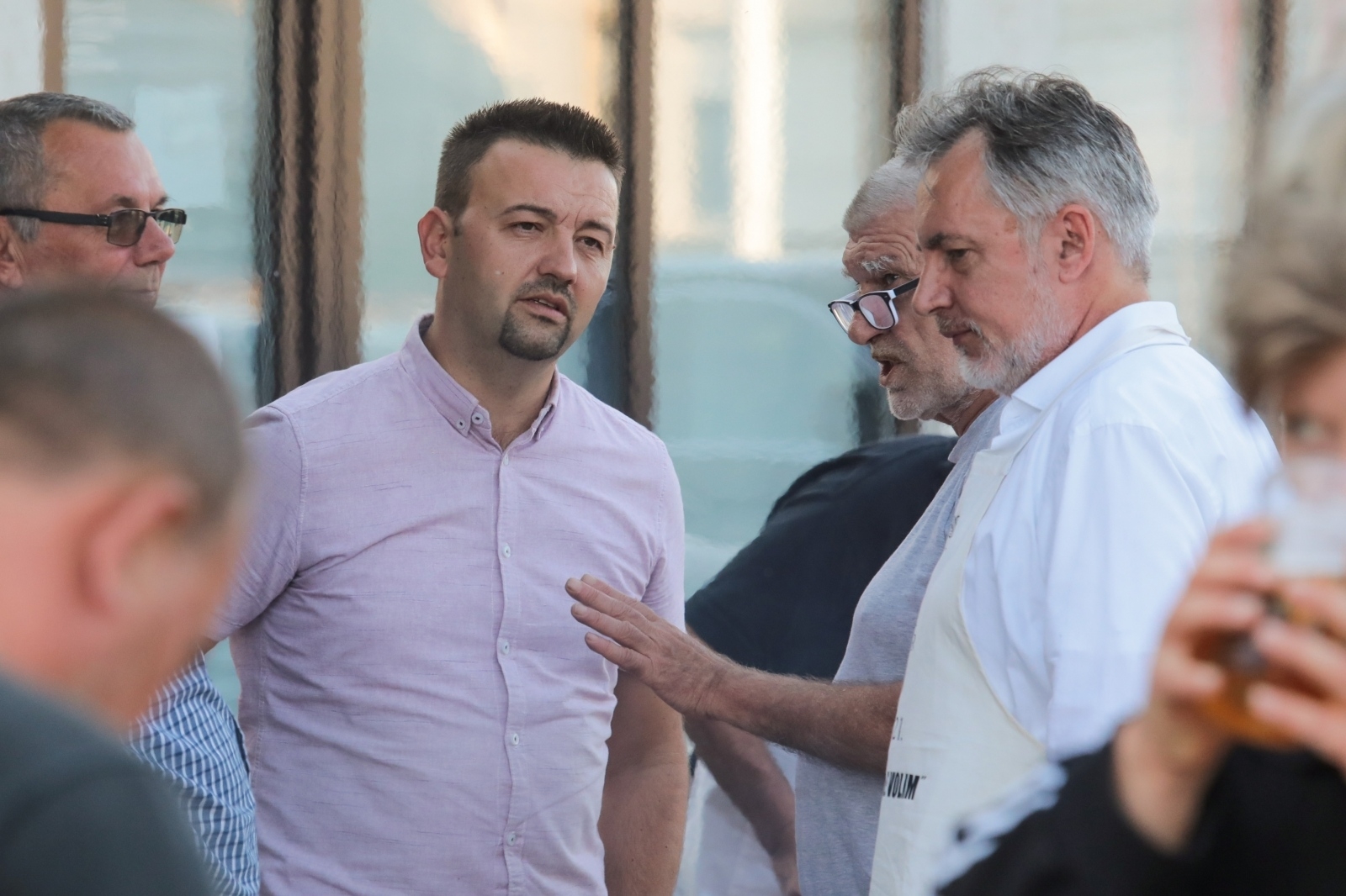 Suverenisti: Nećemo dati kunu bez borbe