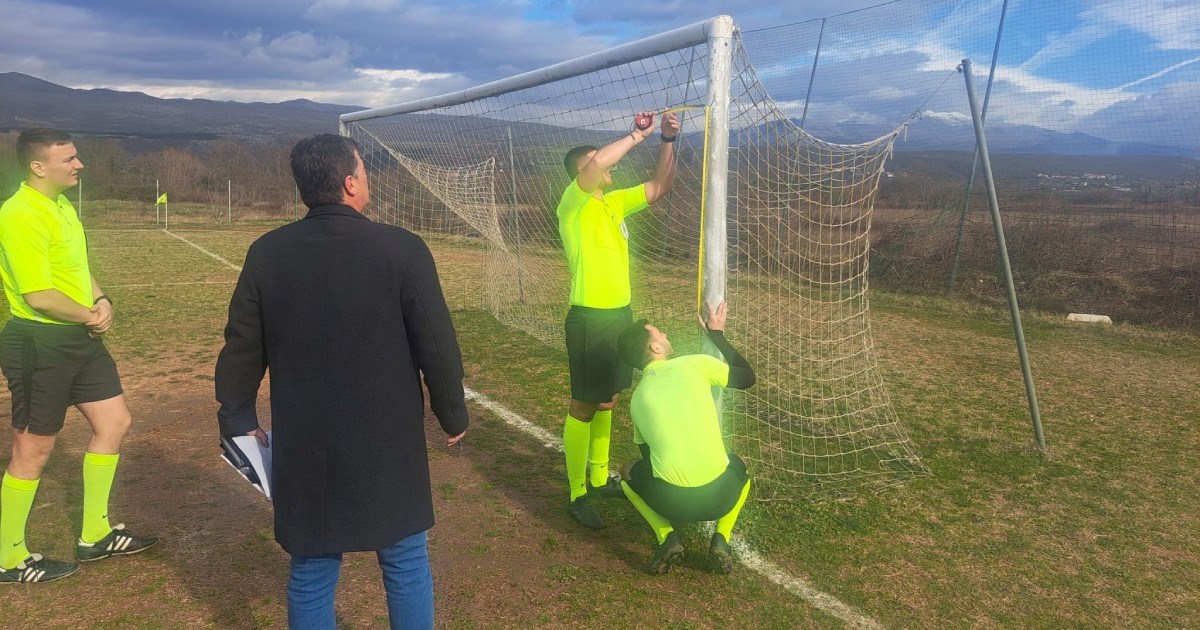 Kup-utakmica u Dalmaciji odgođena jer su stative bile kraće za centimetar