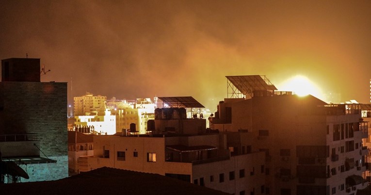 Izrael: Raketirali smo Hamasovu tvornicu oružja u Gazi