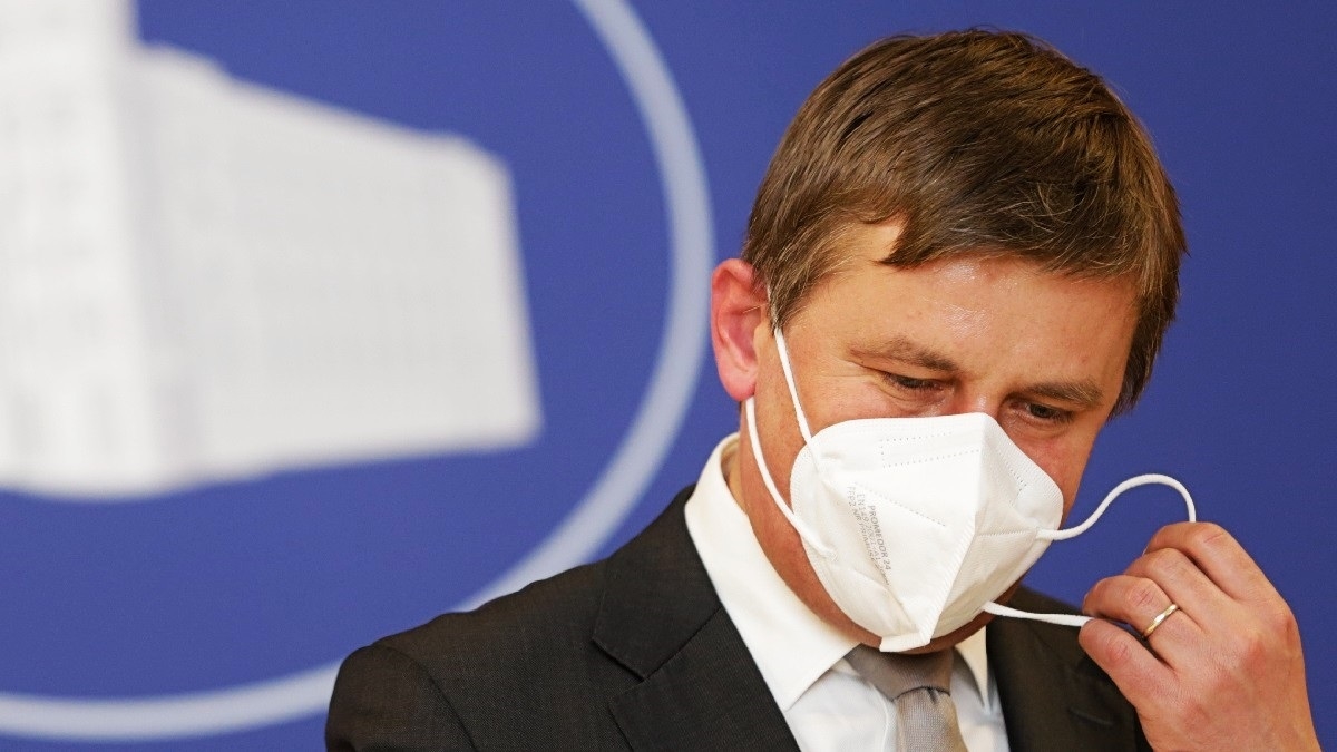 Smijenjen češki ministar vanjskih poslova