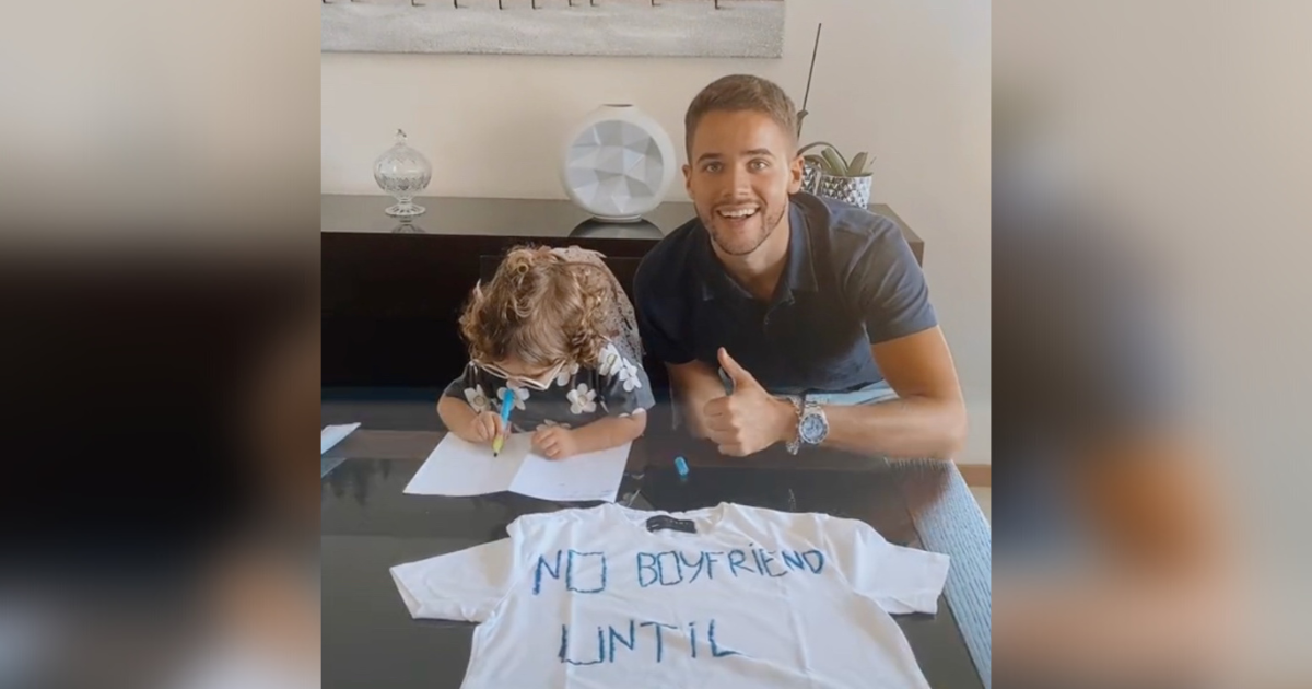 20 milijuna pregleda: Tata potpisao ugovor s kćeri da neće imati dečka do 2041.