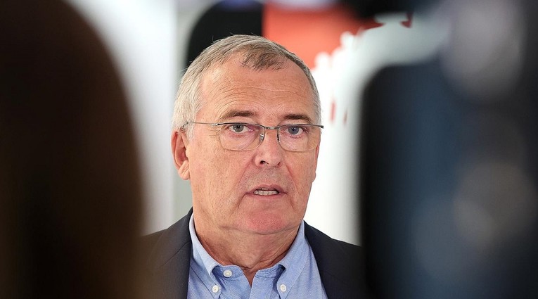 Capak: Ne bismo trebali imati problema s covidom ove zime