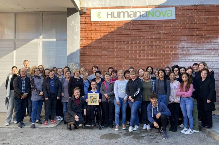 Od otpada rade unikatnu odjeću, ranjivima daju posao. Priča Humane Nove iz Čakovca