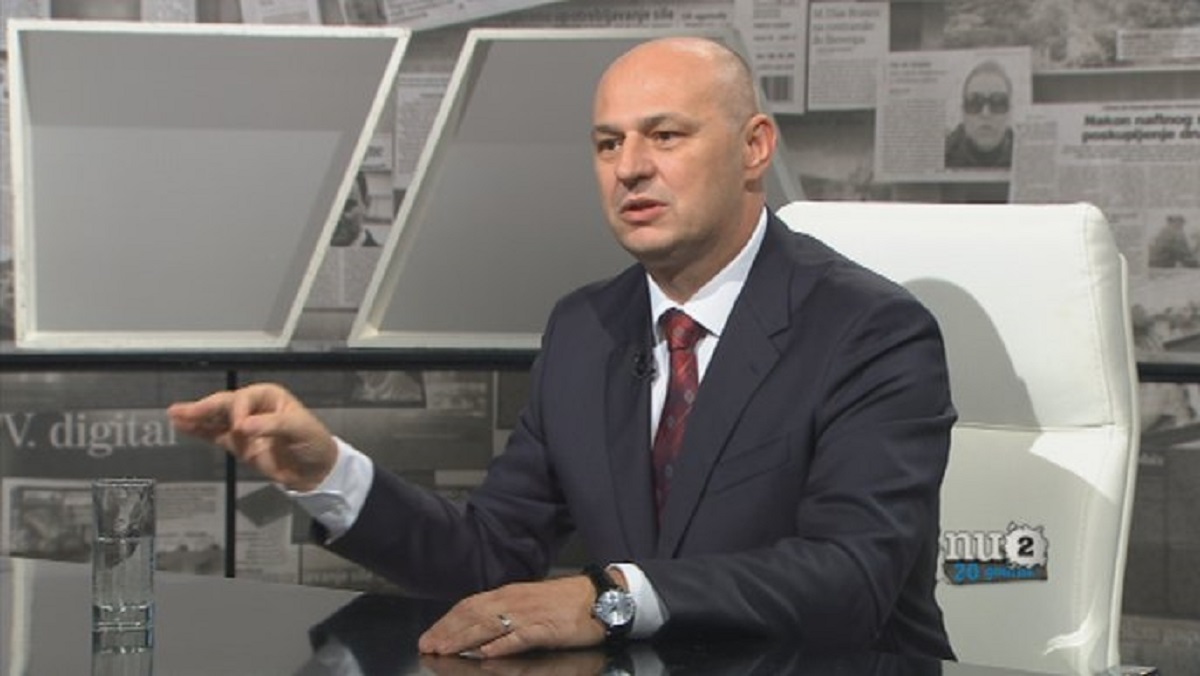 Kolakušić: Odmah bih ukinuo 100.000 radnih mjesta u državnoj i lokalnoj upravi