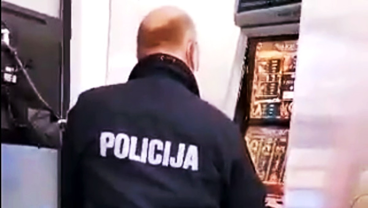 Policajac u uniformi kockao u Zagrebu
