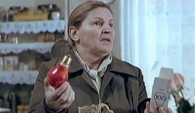 Glumica koja nas je nasmijala u Balkanskom špijunu danas teško hoda, o njoj brine sin