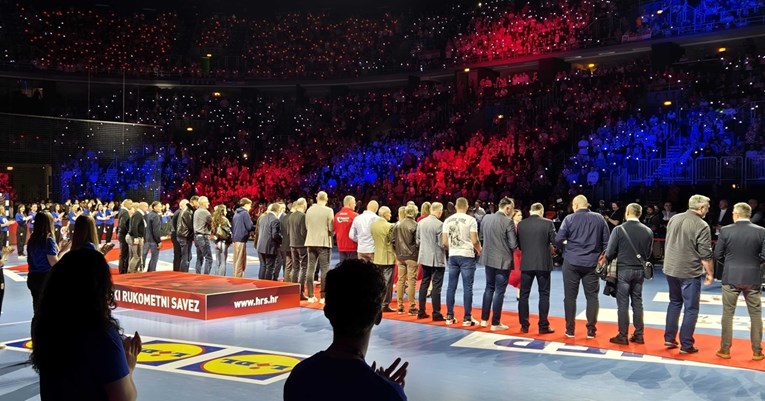 HDZ-ov ministar izviždan u Areni