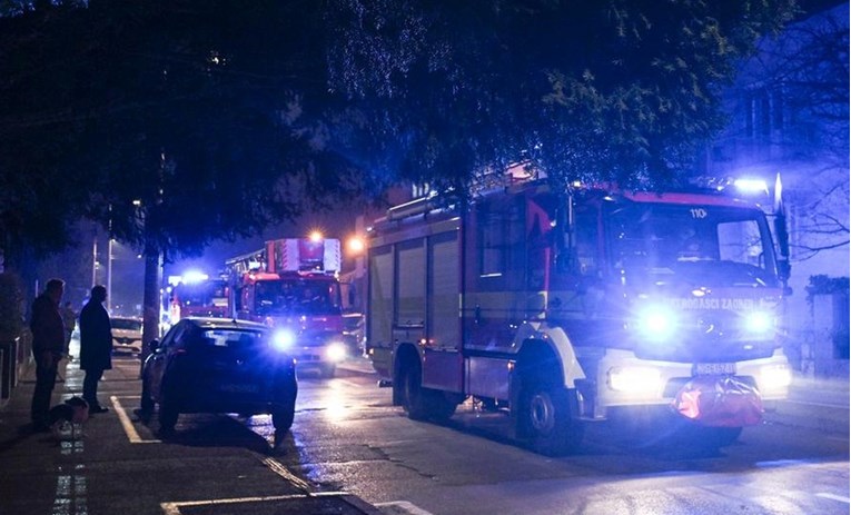 U požaru kuće kod Garešnice poginula jedna osoba. Svijeća zapalila posteljinu