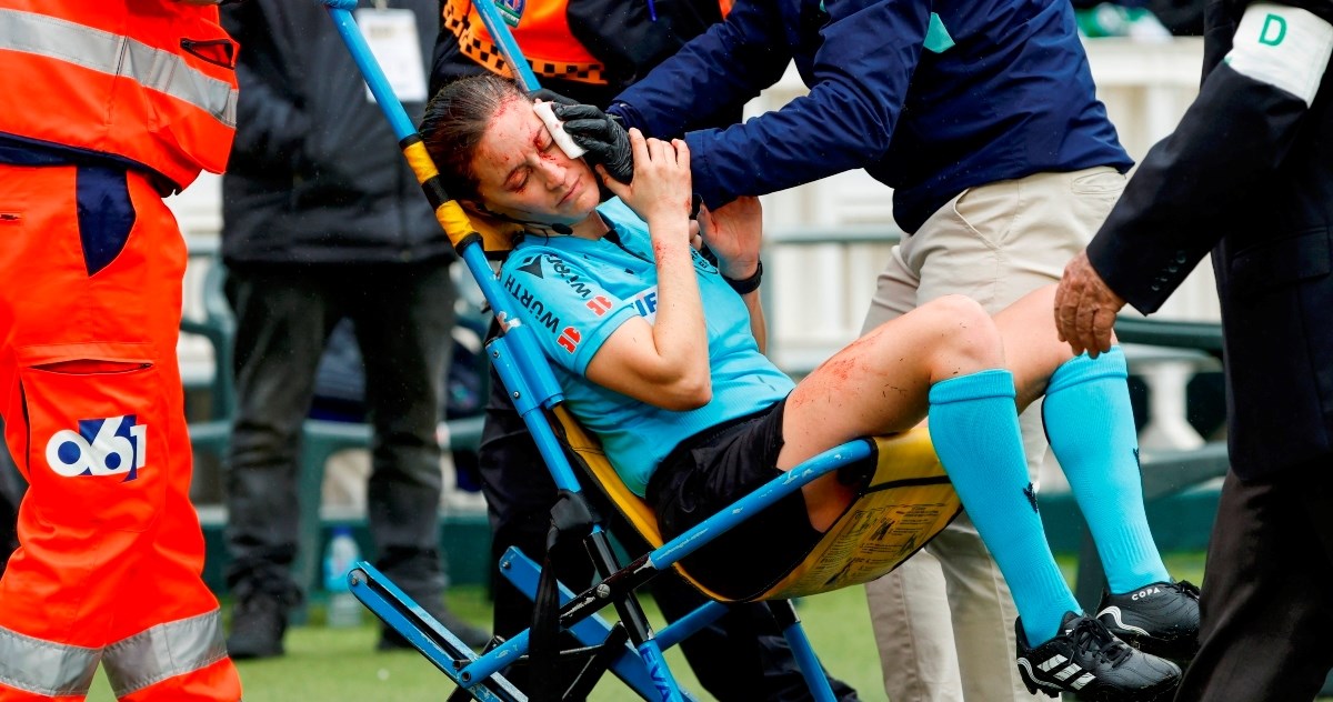 Sutkinja s dvoboja Betisa i Bilbaa udarila u kameru. Lice joj je bilo obliveno krvlju