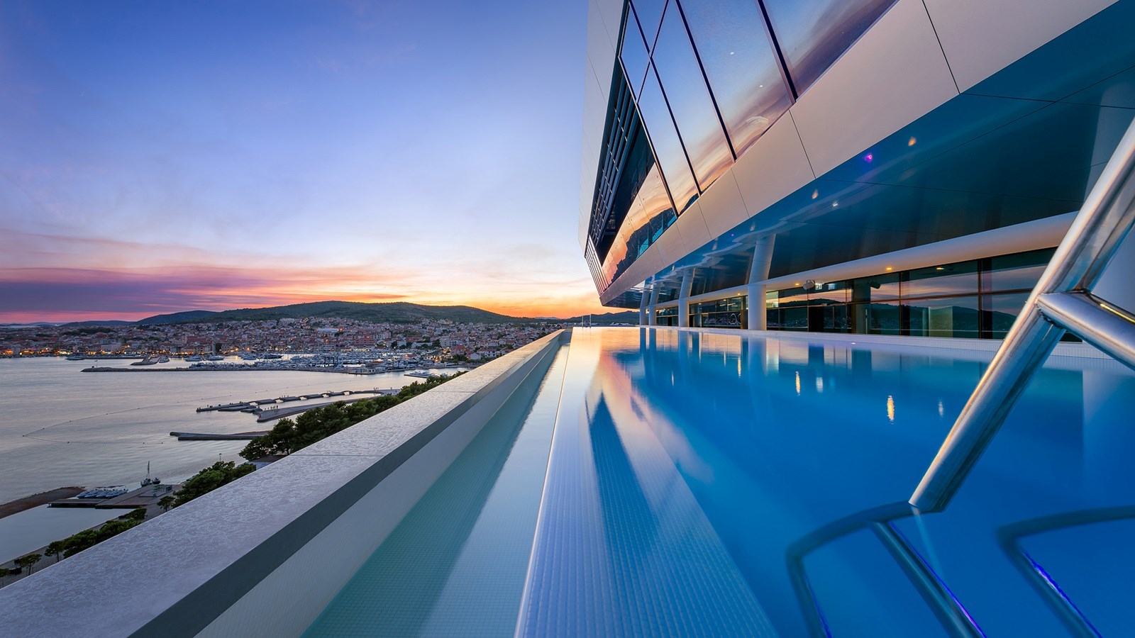 Ovaj grad ljeti obožavaju svi. Istražili smo kakva je proljetna sezona i što se nudi