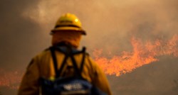 U Kaliforniji zbog požara evakuirano 60 tisuća ljudi
