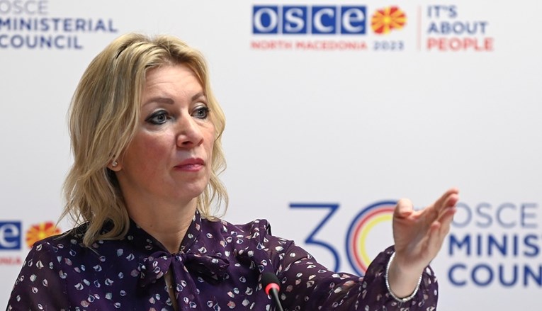 Zaharova: Zapad se pjeni zbog zajedništva u Rusiji. Neka se uguše u gnoju