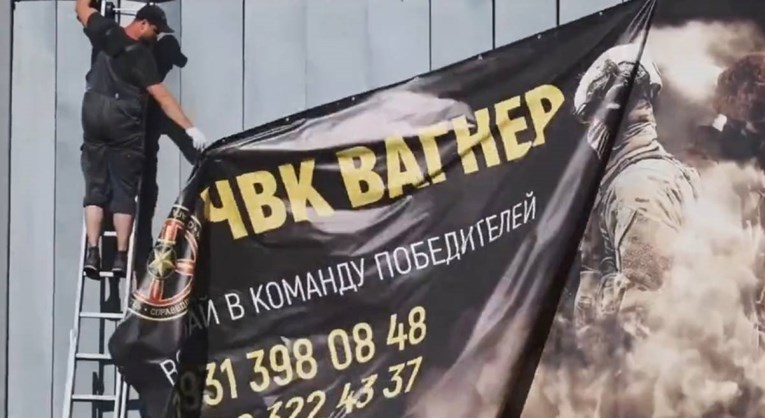 VIDEO U Moskvi uklanjaju plakate grupe Wagner 