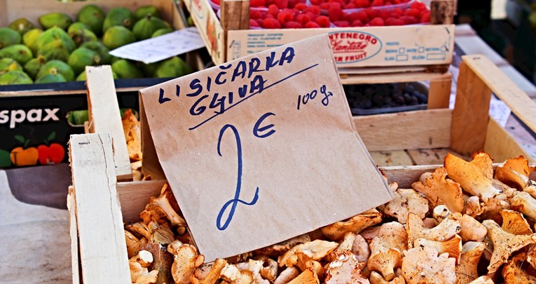 Upravo sa zagrebačkog Dolca: Evo kako se kreću cijene voća i povrća