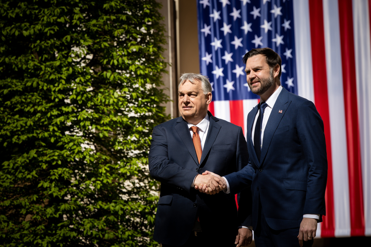 Vance napao Europsku uniju i poručio Orbanu: "Trump vas voli, a i ja"