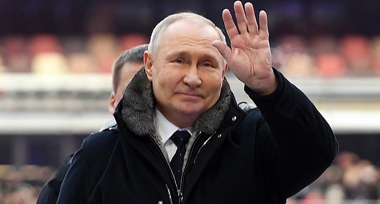 Putin ruskim dužnosnicima zabranio korištenje stranih riječi