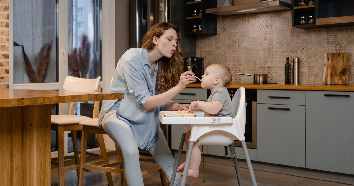 Mama tvrdi da je zaposlenim majkama lakše nego onima koje su doma s djecom