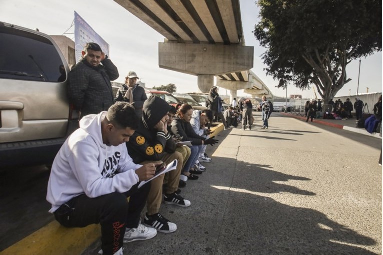 Nova uredba u SAD-u dopušta odbijanje tražitelja azila zbog bolesti