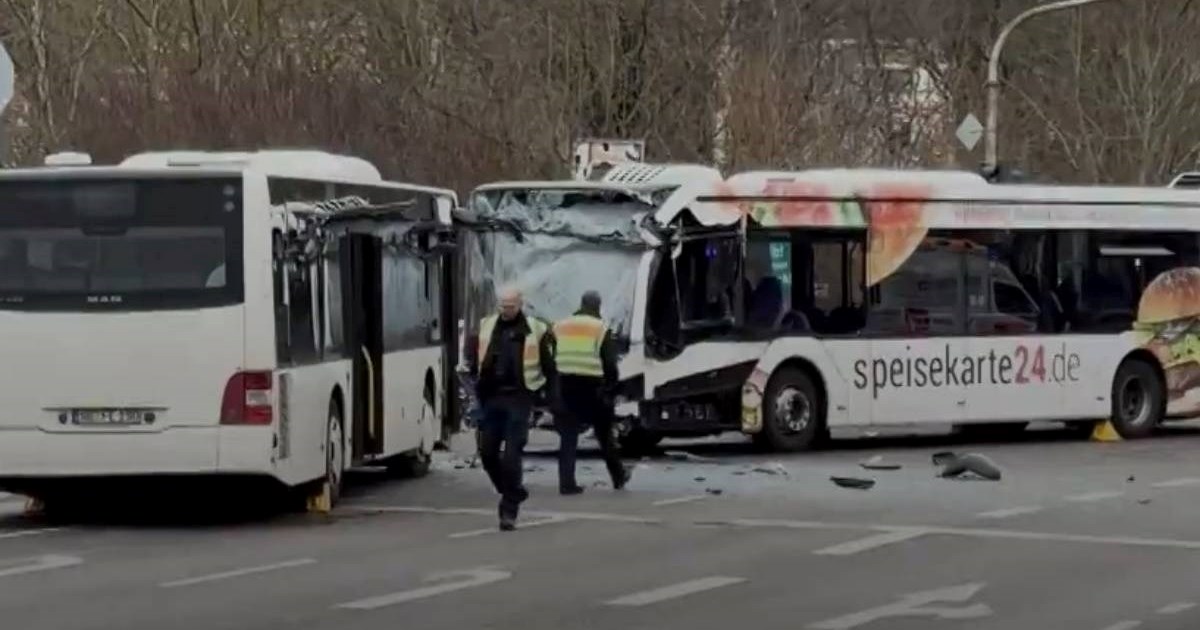 Sudar dva autobusa u Njemačkoj, puno je ozlijeđenih