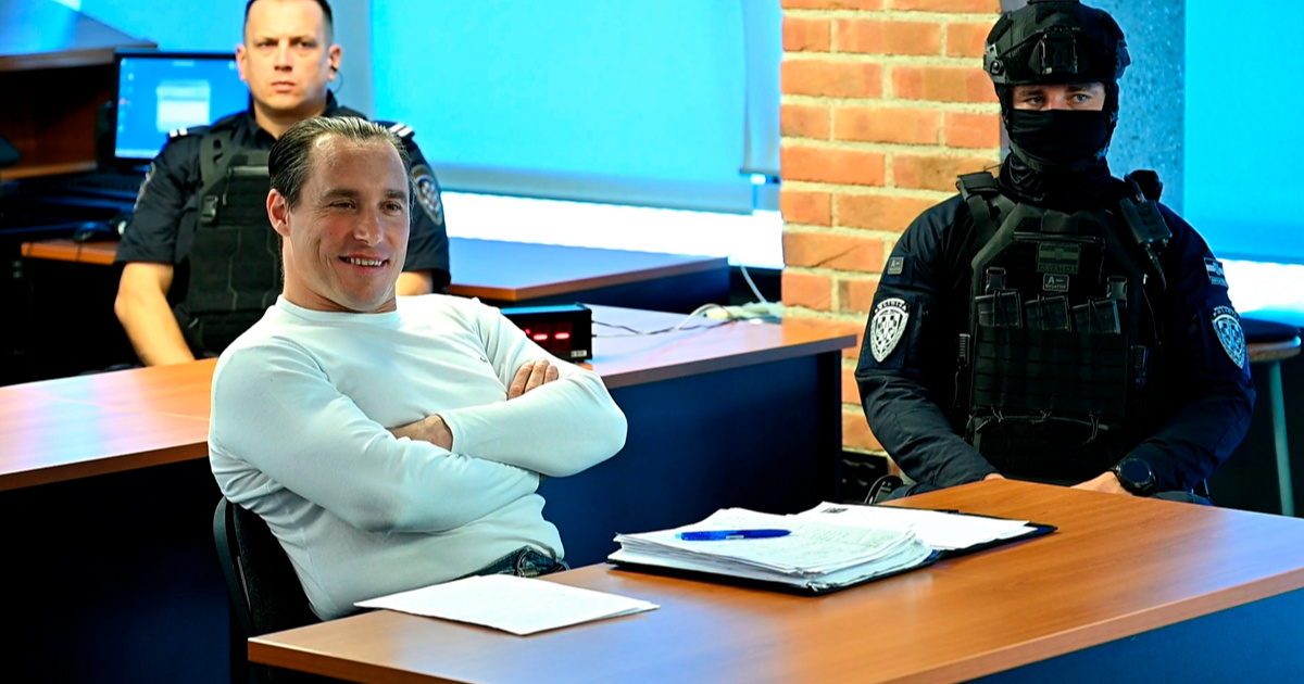 VIDEO Srđan Mlađan klimao glavom i smijao se dok je slušao što je govorio njegov kum