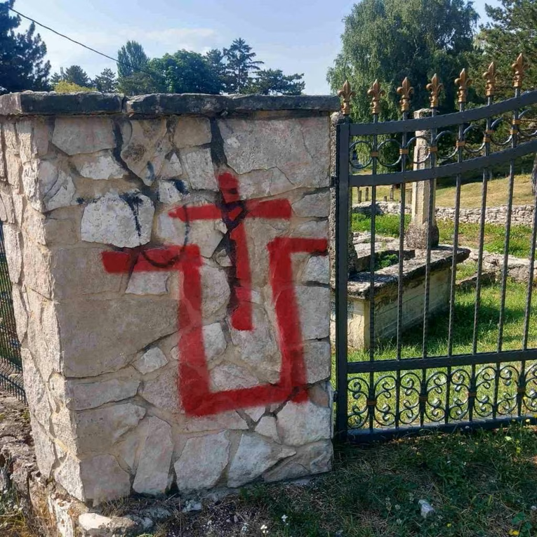 Ustaški grafiti ispisani na devet lokacija u Livnu