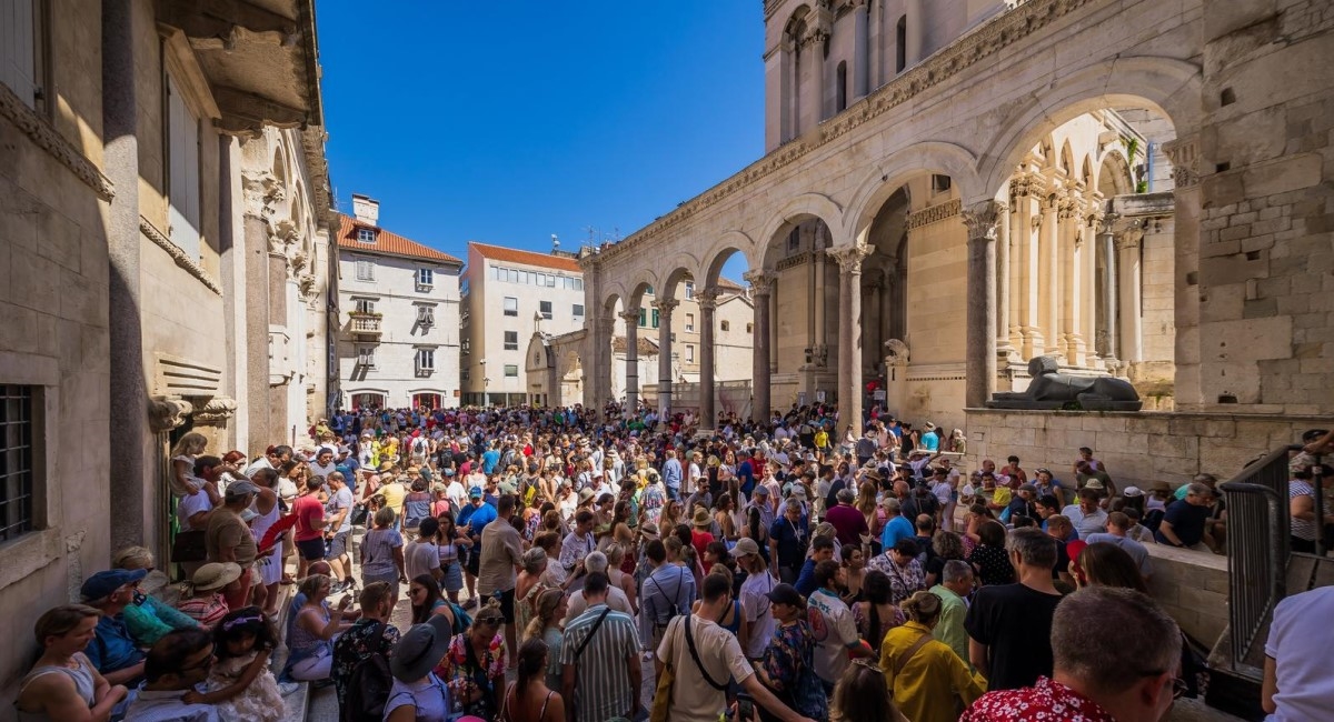 Most: U Splitu više nema stanova za dugoročni najam, obitelji odlaze iz grada