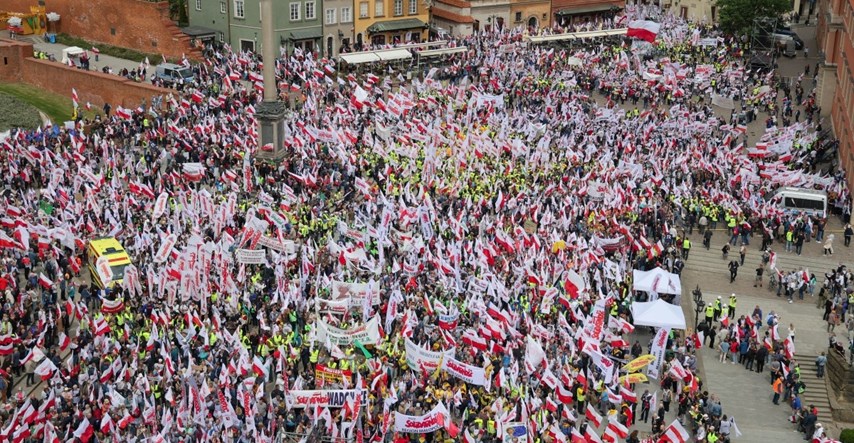 FOTO Veliki prosvjed poljoprivrednika i desničara u Poljskoj: Dalje sa zelenim planom