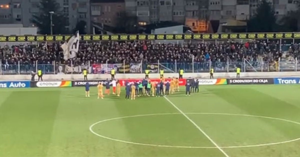 Pogledajte kako je Torcida ispratila igrače Hajduka nakon fantastične pobjede