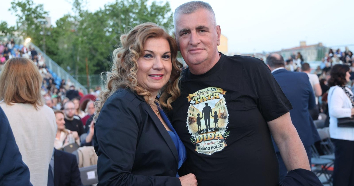 Miro Bulj natpisom na majici poslao poruku o novoj životnoj ulozi