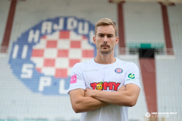 Hajduk službeno predstavio najveće pojačanje HNL-a ovog ljeta