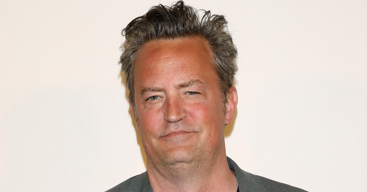 Matthew Perry piše autobiografiju: "Vrijeme je da ljudi napokon čuju sve"