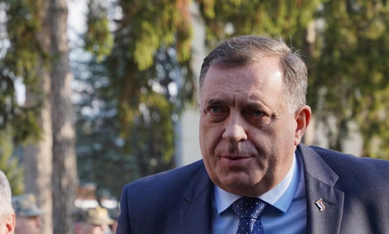 Dodik: Đoković je potjeran jer je Srbin
