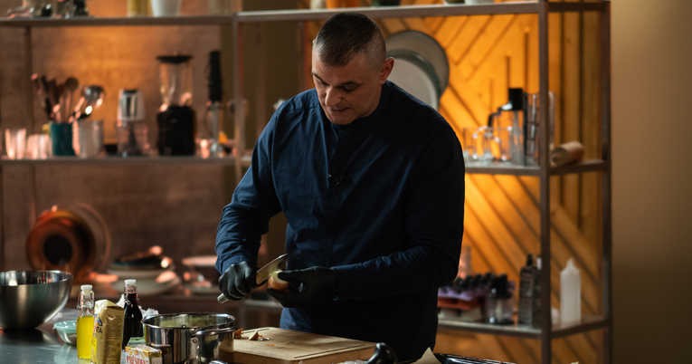 Mustafa u MasterChefu: "Moram se pobrinuti za djecu, nemamo krov nad glavom"