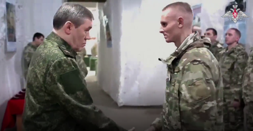 VIDEO Gerasimov posjetio ruske postrojbe, čestitao im na osvajanju Avdijivke
