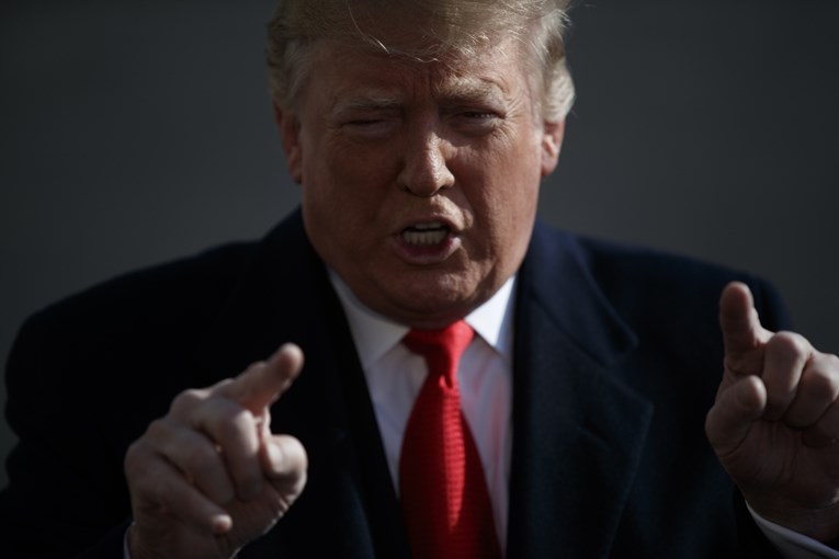 Trump prijeti BRICS-u novim carinama, reagirala Kina