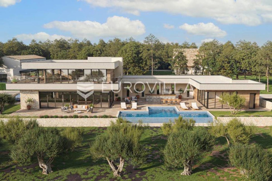 U Istri se prodaje luksuzna vila s infinity bazenom za 1.750.000 eura