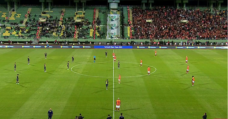VIDEO Igrači Fenerbahčea napustili teren u 1. minuti finala Superkupa