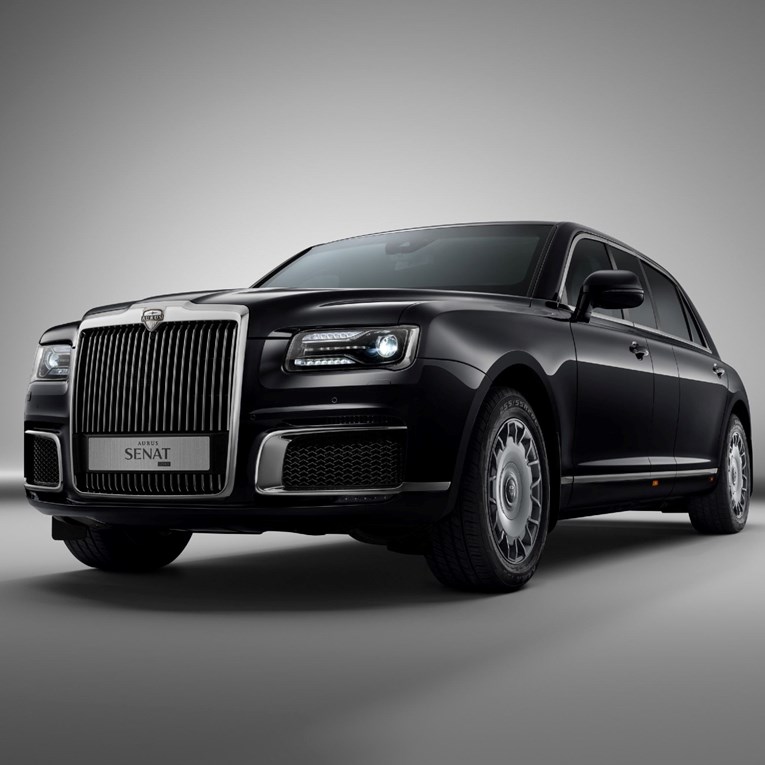 Putin je Kim Jong-Unu poklonio 'ruski' Rolls-Royce: Ovo su njegove performanse