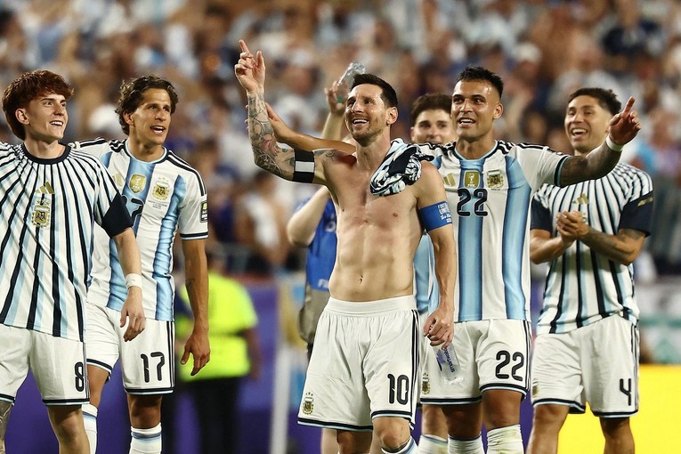 Messi: Idemo, je*ote!!!