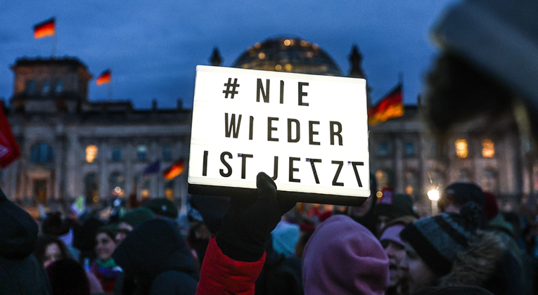 Prosvjedi protiv AfD-a diljem Njemačke. U organizaciji sudjeluju i crkvene udruge