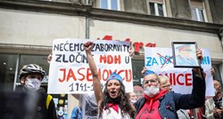 Održana misa za Bleiburg u Sarajevu, tisuće prosvjednika pjevale partizanske pjesme