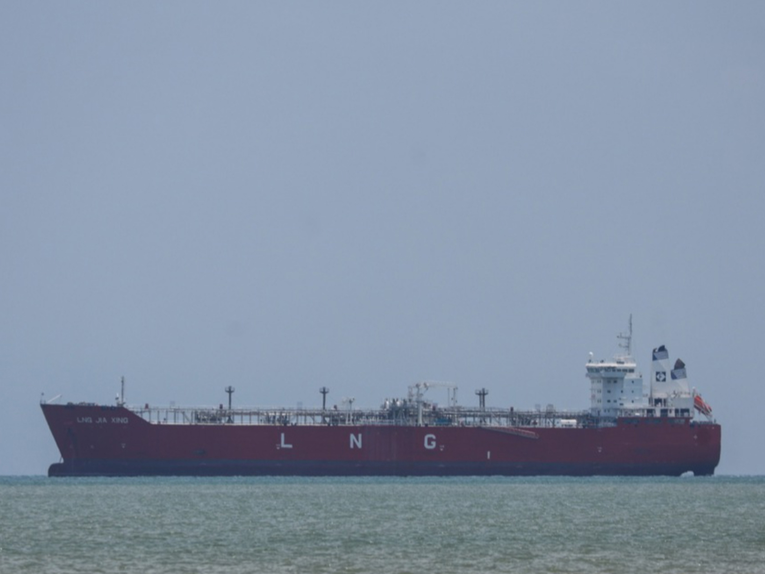 Prvi LNG tanker prošao kroz Hormuz od početka rata