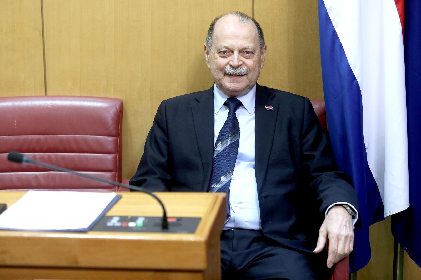 Državni tajnik: Uvjeren sam da će vlada učiniti sve da smanji štetu tvrtkama