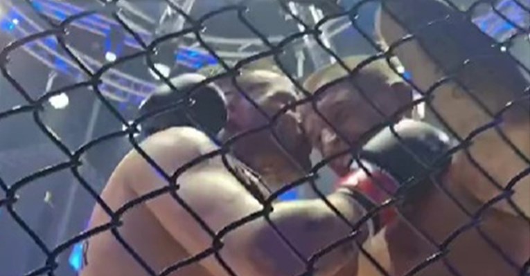 Pogledajte što je Croata napravio Psihopatu nakon što ga je pobijedio