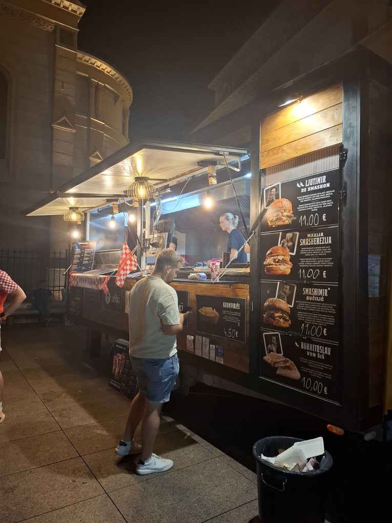 Koliko košta navijanje na Cvjetnom trgu u Zagrebu?