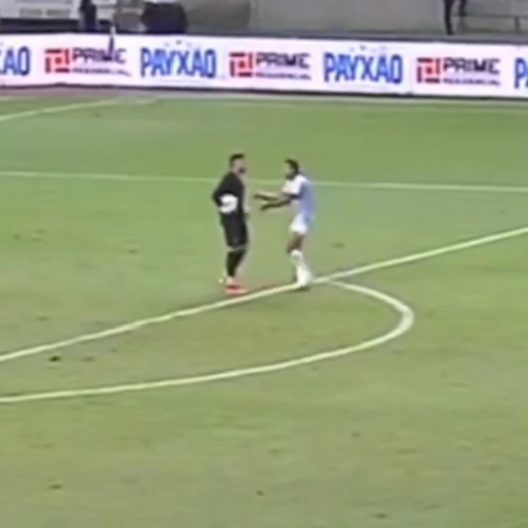 U Brazilu primijenjeno novo nogometno pravilo. Golmanu nije bilo jasno što je skrivio