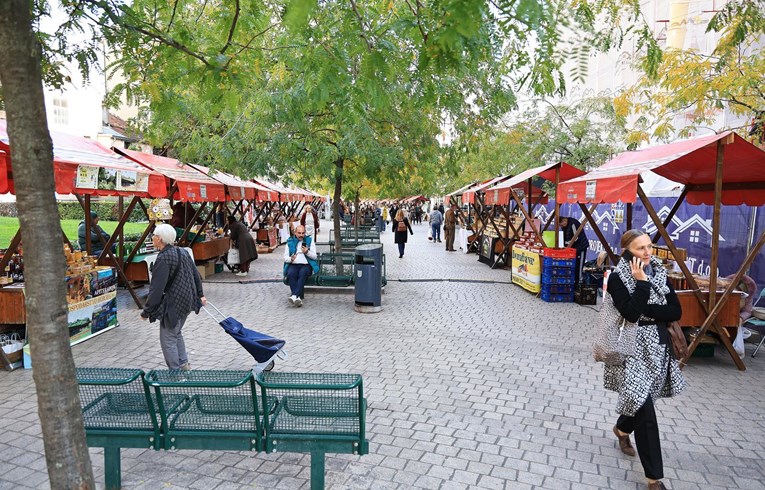 Dolac seli na Europski trg