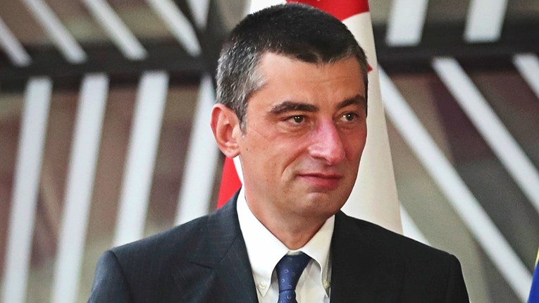 Gruzijski premijer podnio ostavku, oporba traži prijevremene izbore