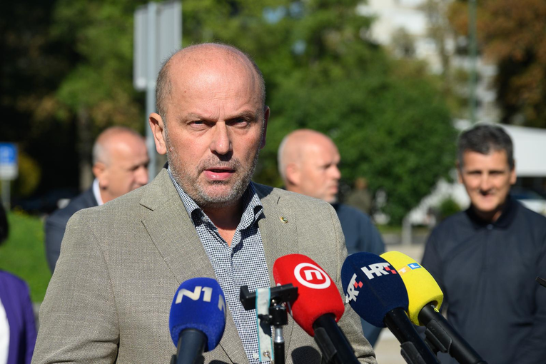 Sindikalist uoči štrajka: Tomašević je uzrok problema, a ne rješenje